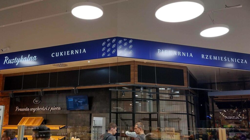 Kaseton reklamowy piekarni Rustykalna