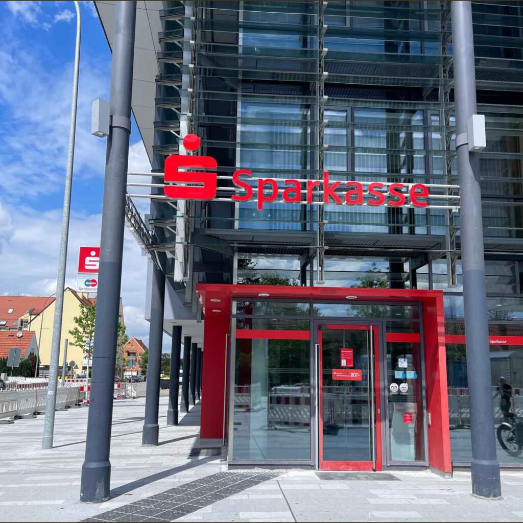 Litery podświetlane Sparkasse