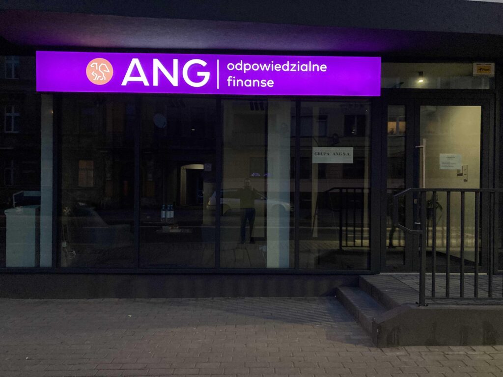 Rebranding sieci ANG Odpowiedzialne Finanse z nowym oznakowaniem